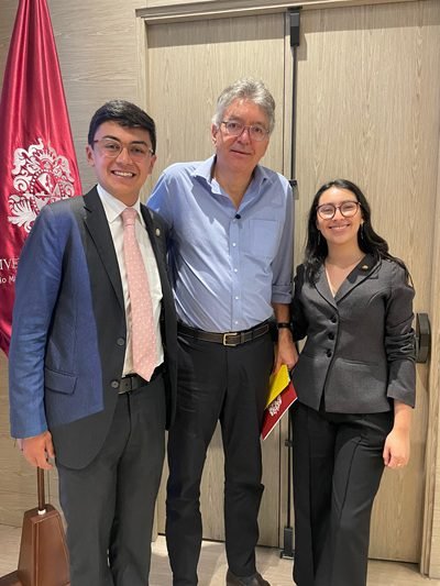 “¿Qué país sueñan los jóvenes?” Responden precandidatos a la Presidencia