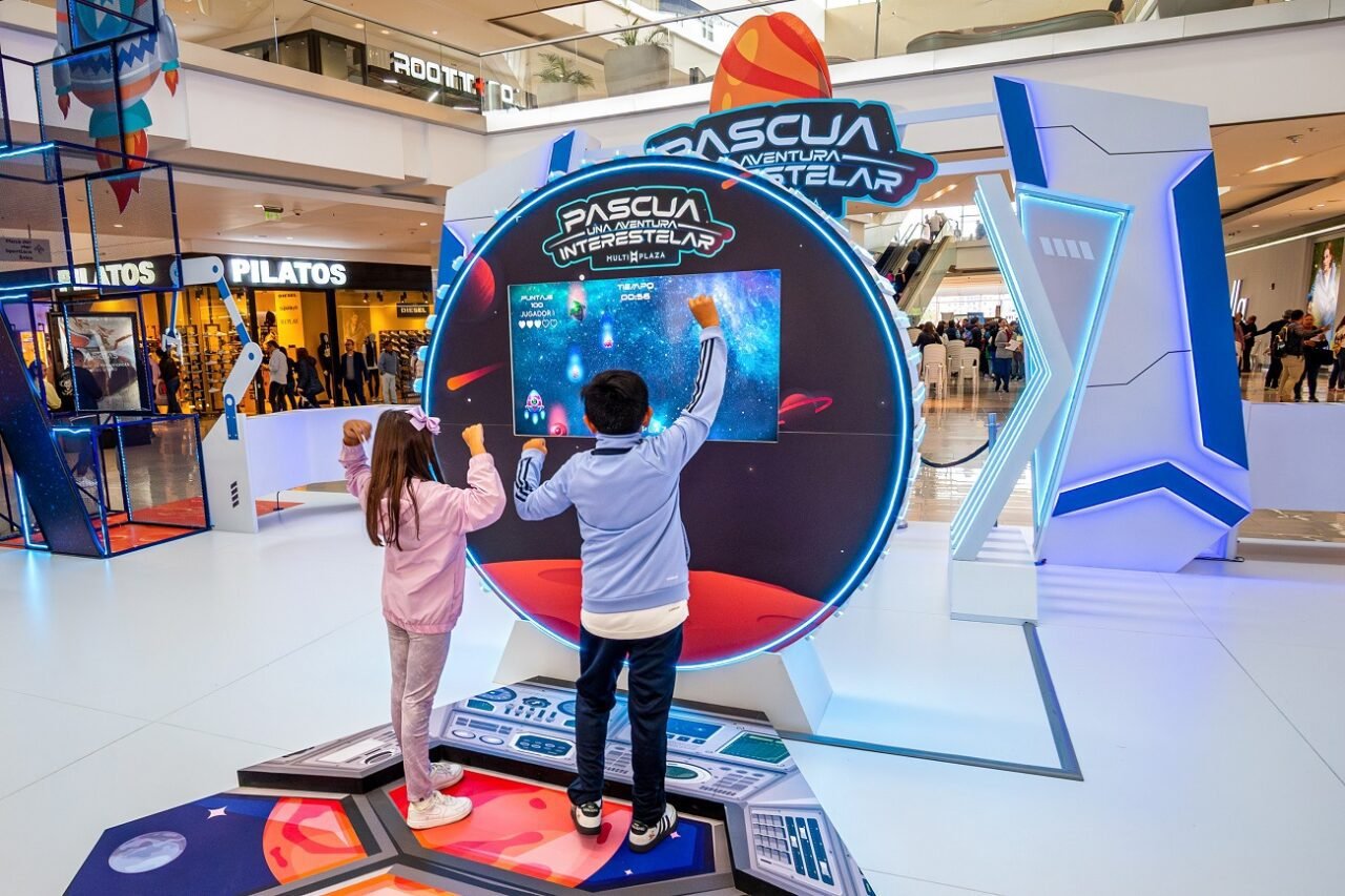 ¡Multiplaza en Bogotá lanza una Pascua Interestelar para niños y familias!