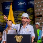 Homenaje a las víctimas del terremoto,