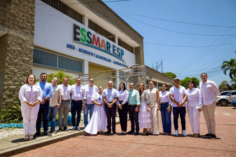 Después de 5 años de intervención, la empresa de servicios públicos le fue devuelta a Santa Marta: Alcalde nombró Gerente
