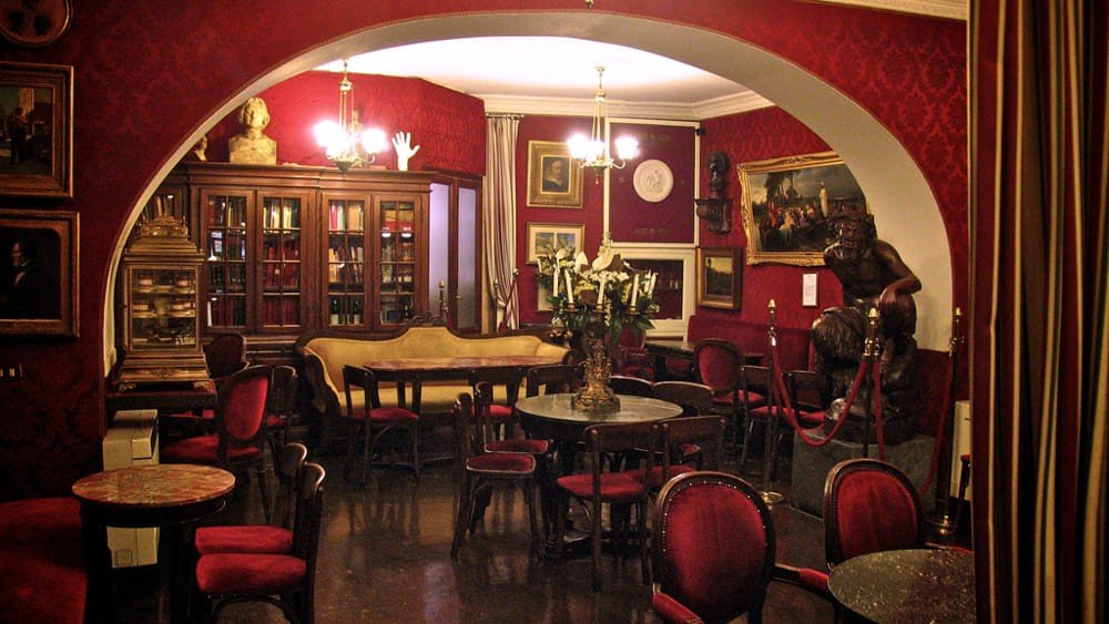 Grandes escritores, bonitos cafés
