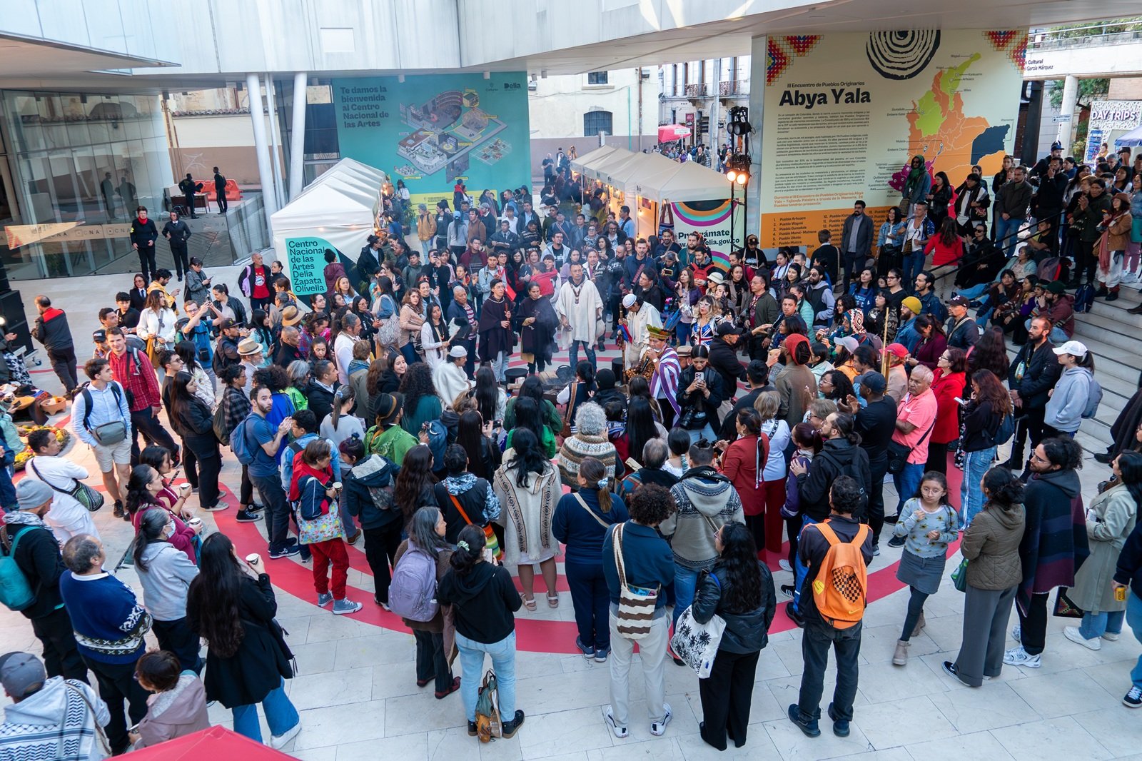 Más de 25 pueblos indígenas celebran la diversidad cultural en el CNA
