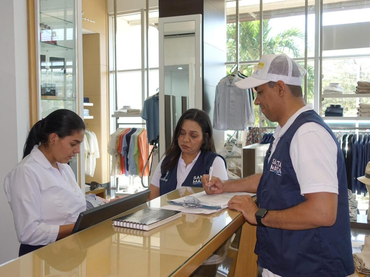 Santa Marta fortalece la cultura tributaria con el programa “Comercio que Construye Ciudad”