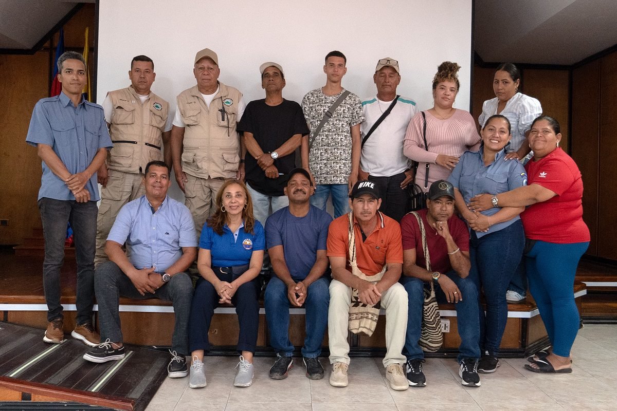 Investigan cómo fortalecer los servicios turísticos en Bahía Concha, Parque Tayrona