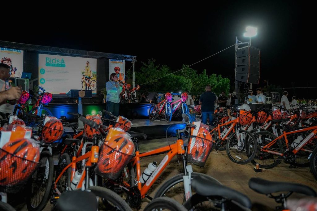 Las Bicis de la Alegría cambian el camino de los estudiantes del Magdalena