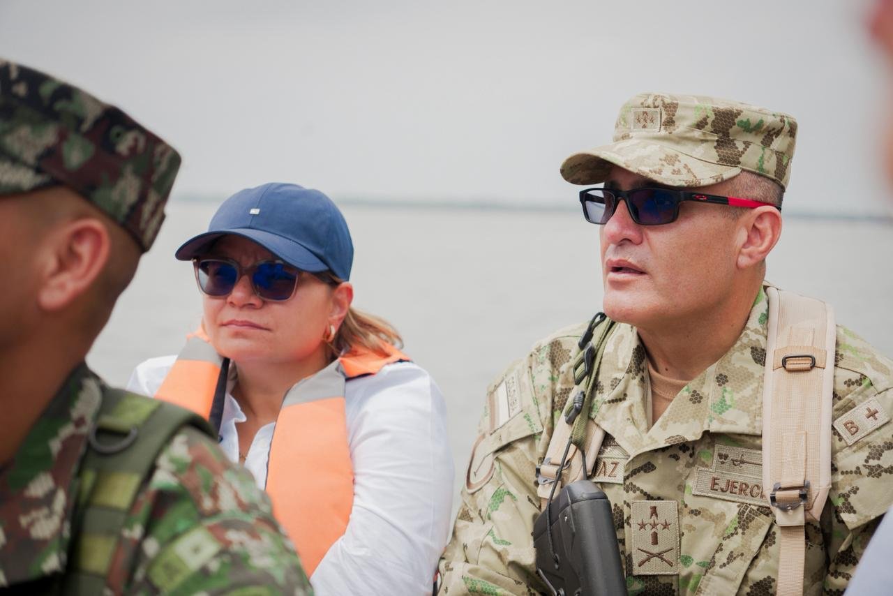 Primer patrullaje militar en la Ciénaga Grande de Santa Marta