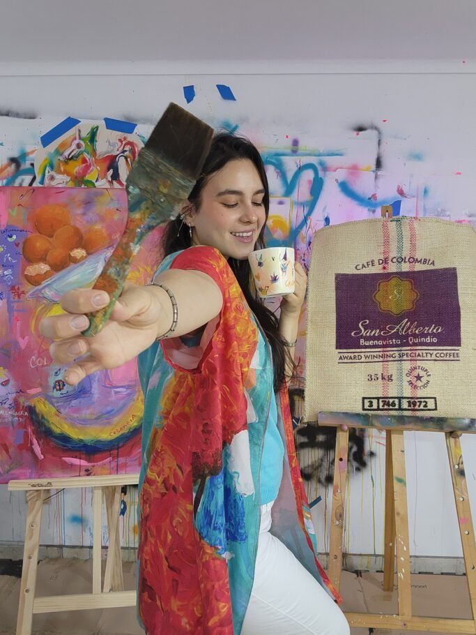 Arte en vivo en Cartagena: Sara Alarcón presenta Brocha Viva