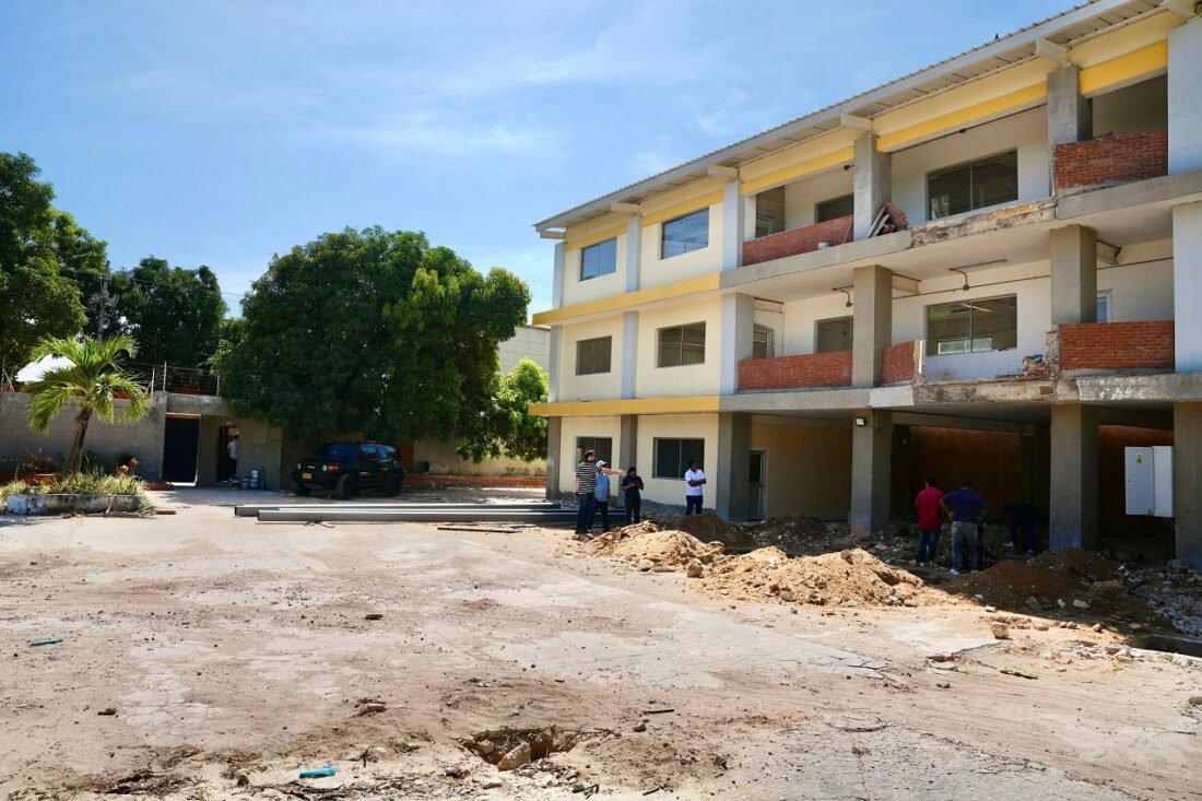 Colegio Mayor de Barranquilla para señoritas, a punto de abrir