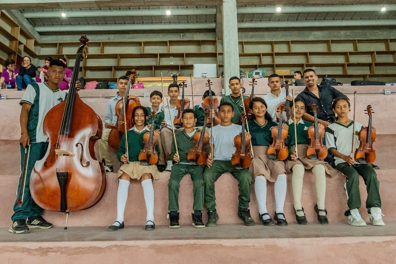 Florecen la educación, el arte y la ciencia en la Sierra Nevada