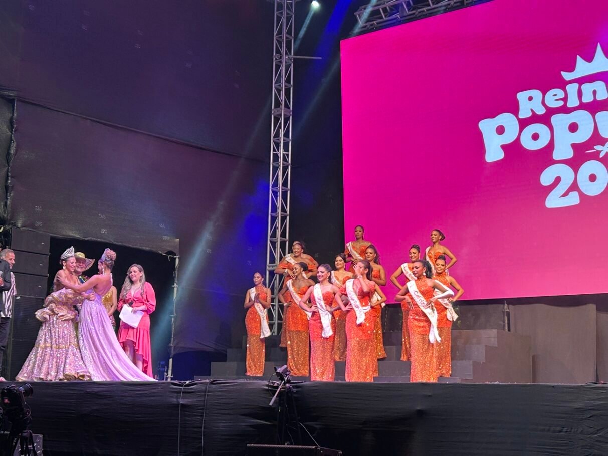 Gicel Vega Castro, nueva Reina del Carnaval Popular de Barranquilla,  cumple su sueño de tener vivienda propia