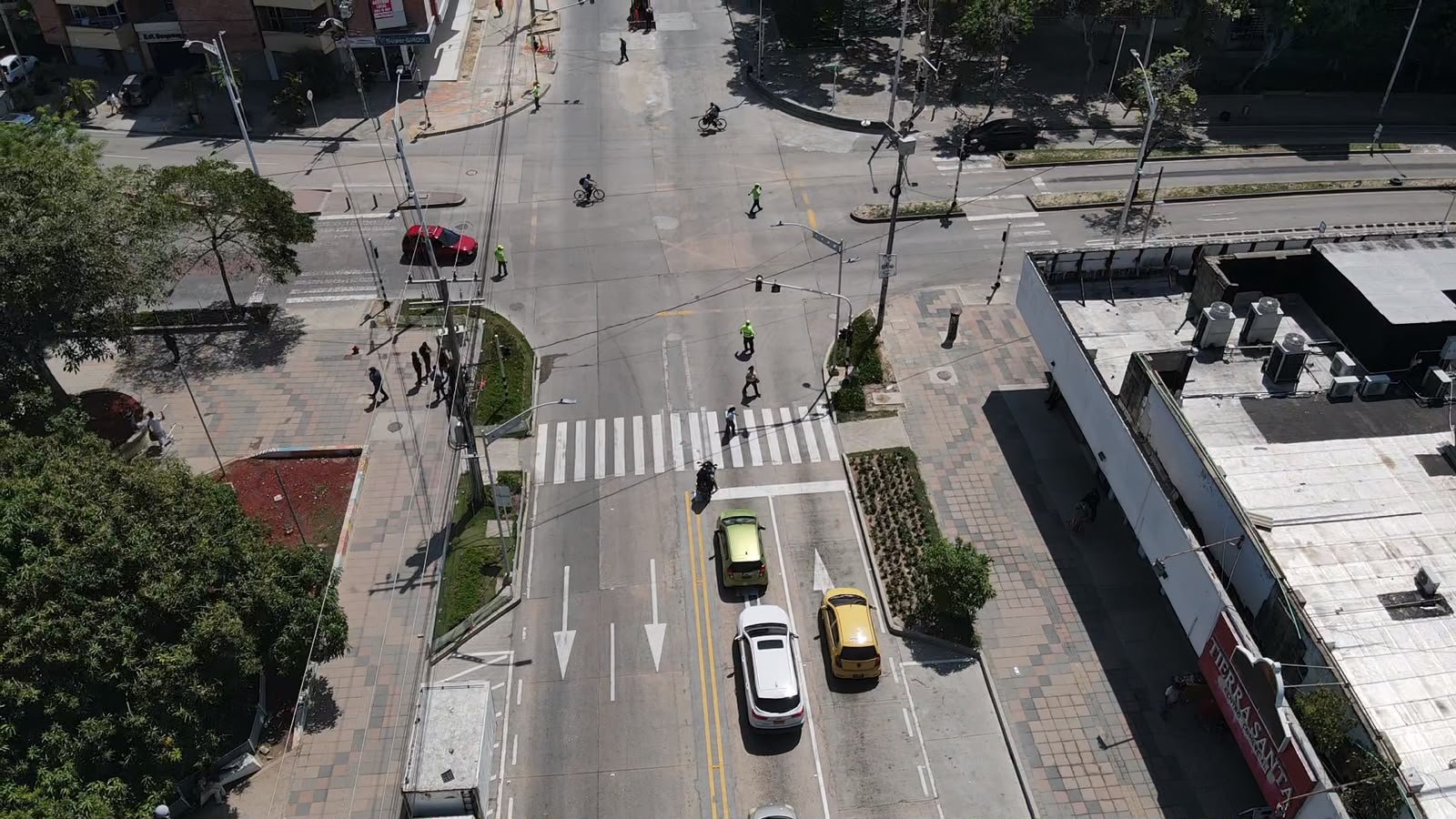 El arte llena de color y cultura la Avenida Shakira en Barranquilla