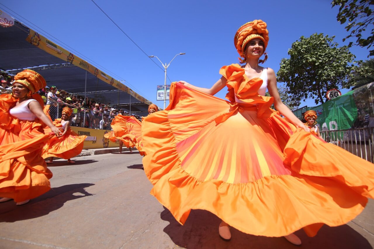 Estudiantes de EDA y Casas de Cultura estarán en los desfiles más representativos del Carnaval