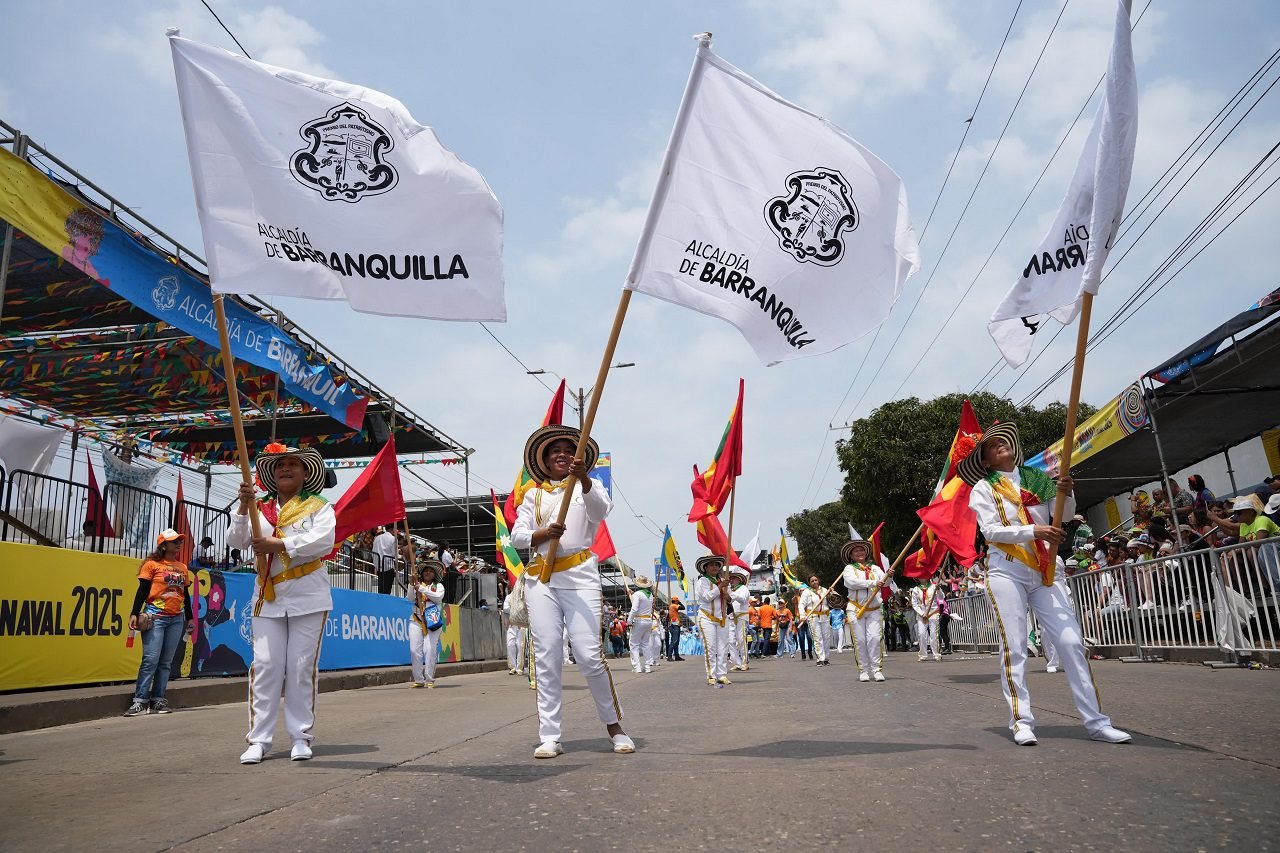 Casi 800.000 turistas de 15 países se gozaron nuestro Carnaval: alcalde Char