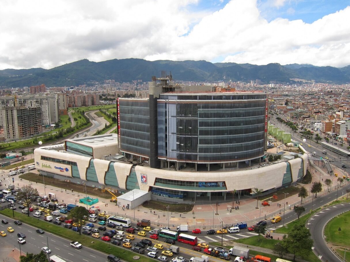 70 años construyendo país: el legado urbano de Cusezar en vivienda e infraestructura