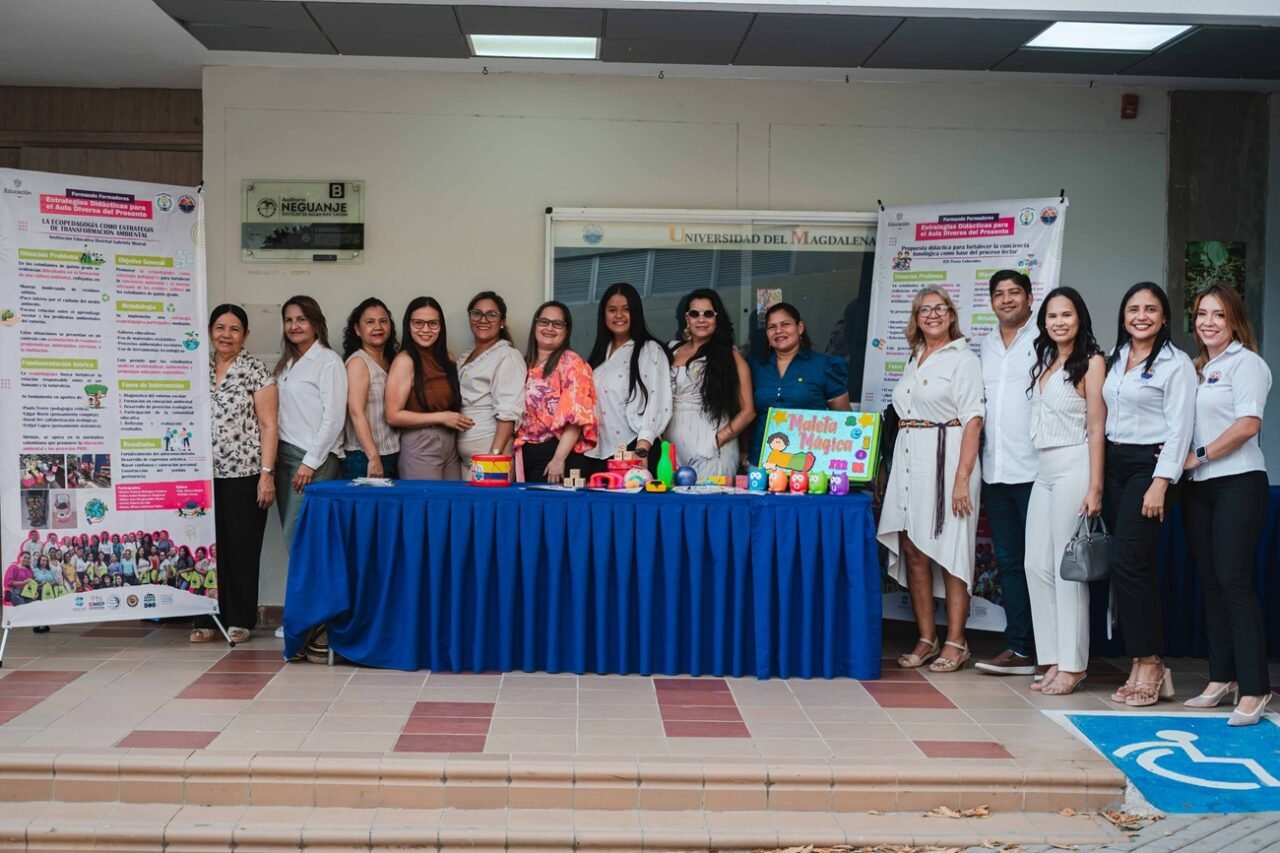 Docentes de Santa Marta son certificados en innovación 