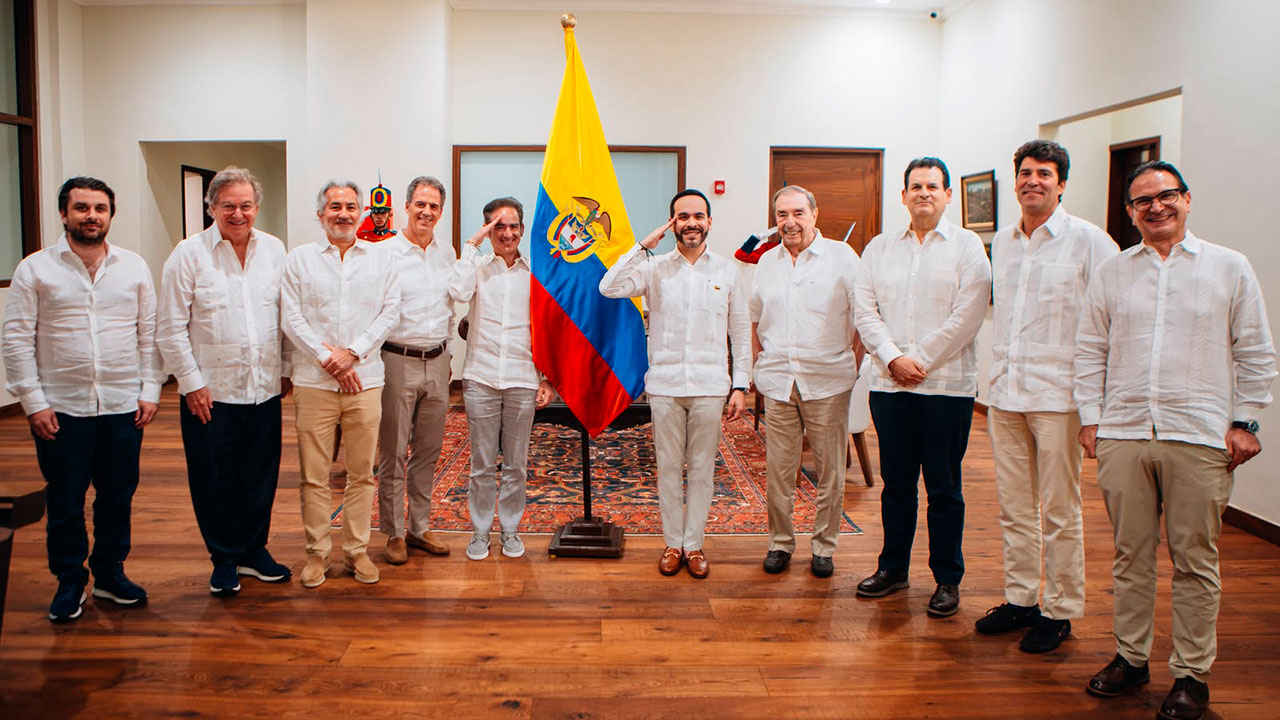 Líderes empresariales de Colombia ayudan a víctimas del terremoto.