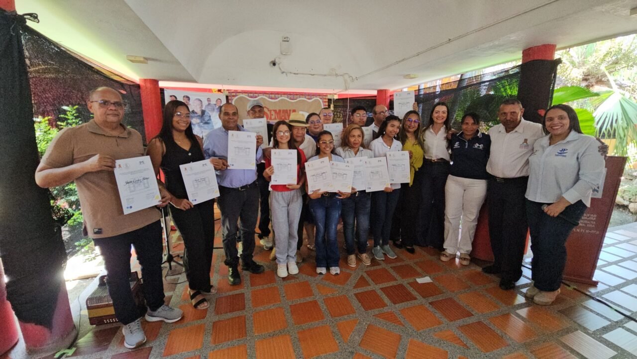 La Fundación ‘Cocha’ Molina y Uniguajira renuevan convenio para formar nuevos talentos