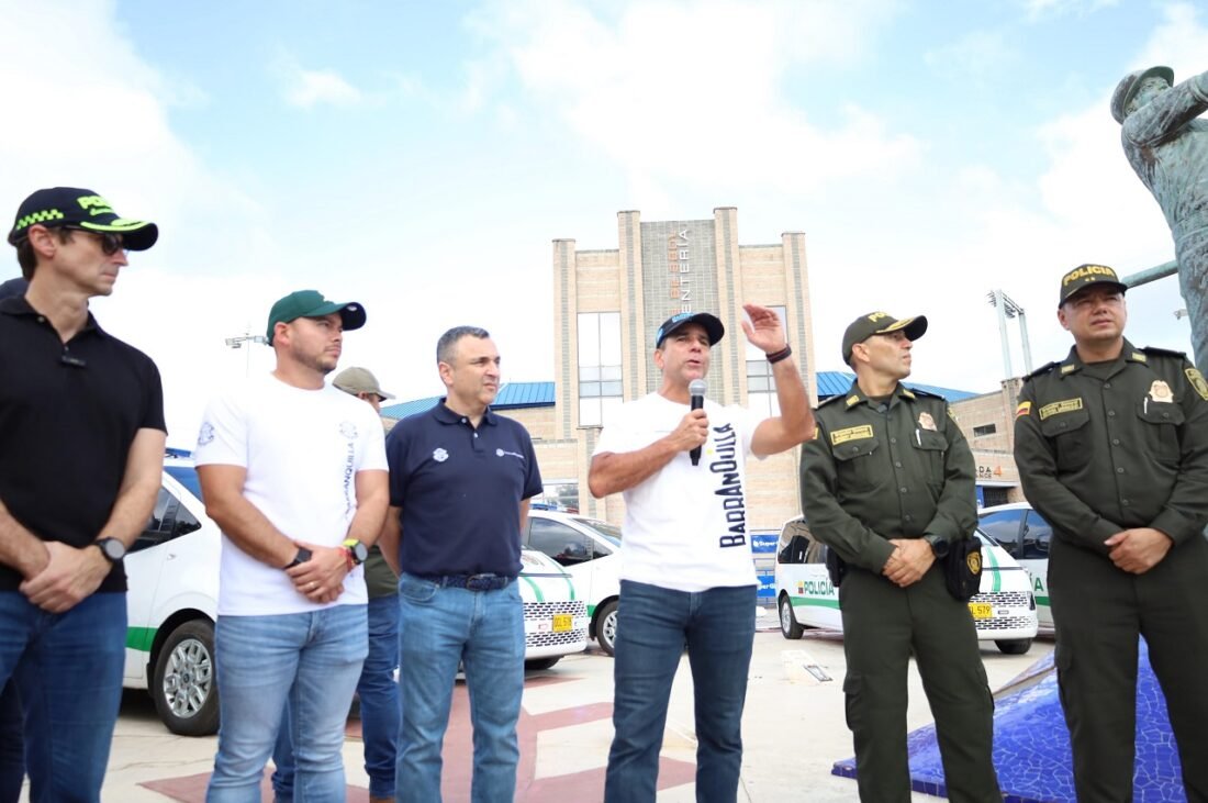 Barranquilla completa 50 CAI móviles para combatir la desbordada inseguridad