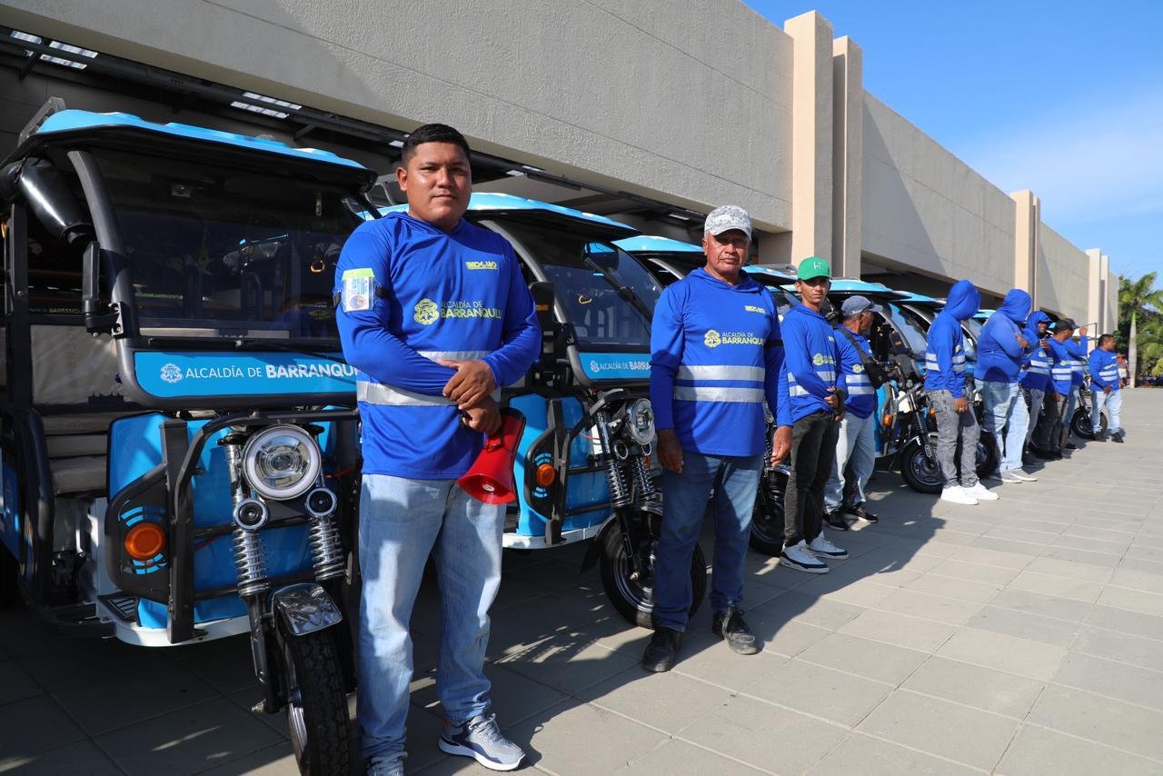 41 motocarros eléctricos para el turismo en Puerto Mocho, la playa de Barranquilla
