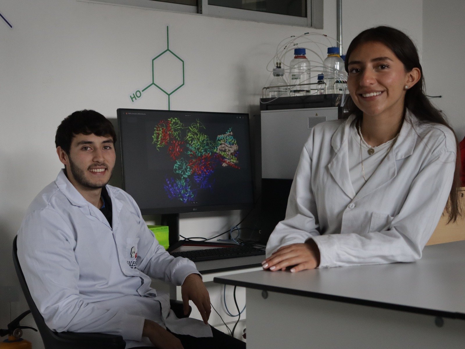 De la araña bananera a las medicinas del futuro: IA es clave en una investigación de moléculas con potencial terapéutico