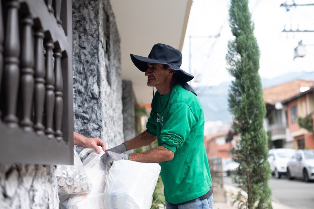 Postobón y PepsiCo renovaron alianza que beneficia a 1.684 recicladores 