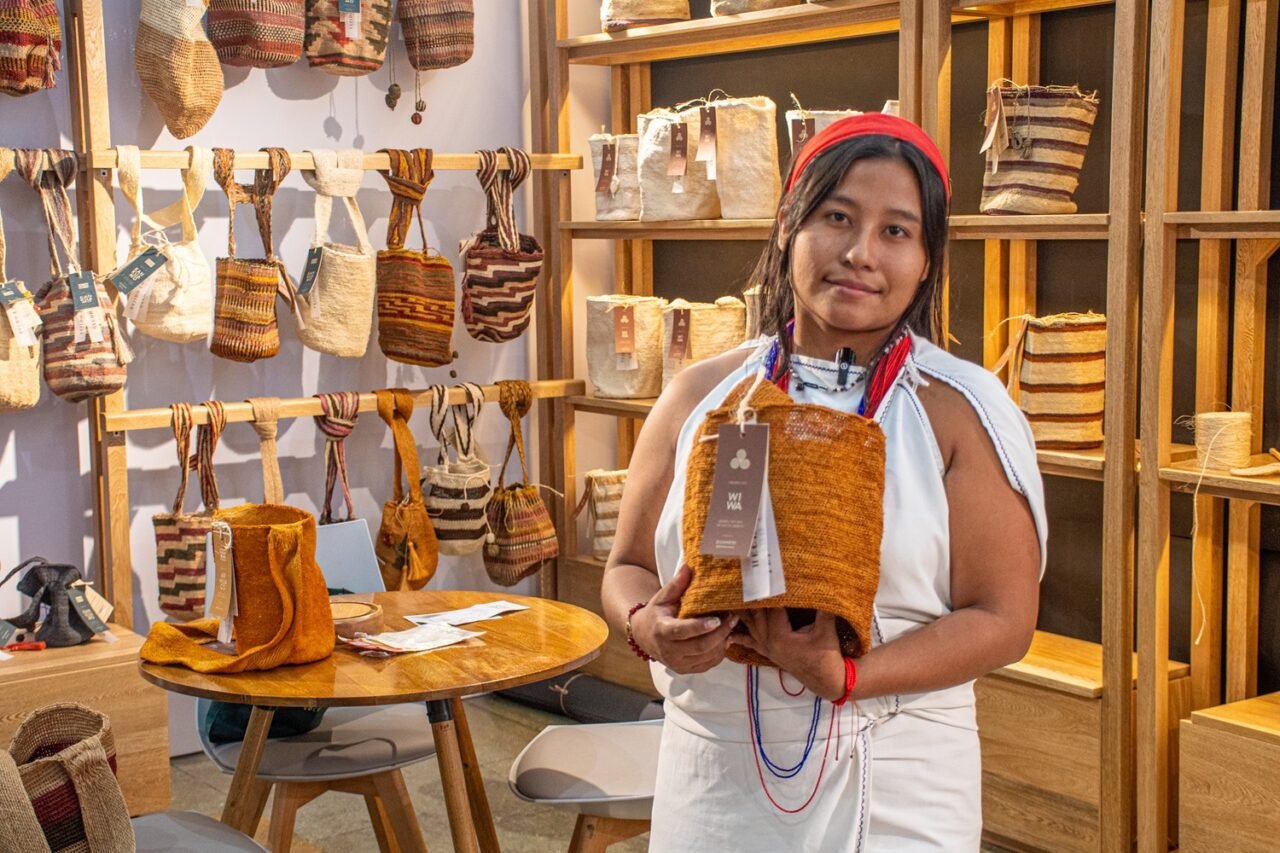 En Colombiamoda: saberes ancestrales, fibras naturales y tejido con propósito