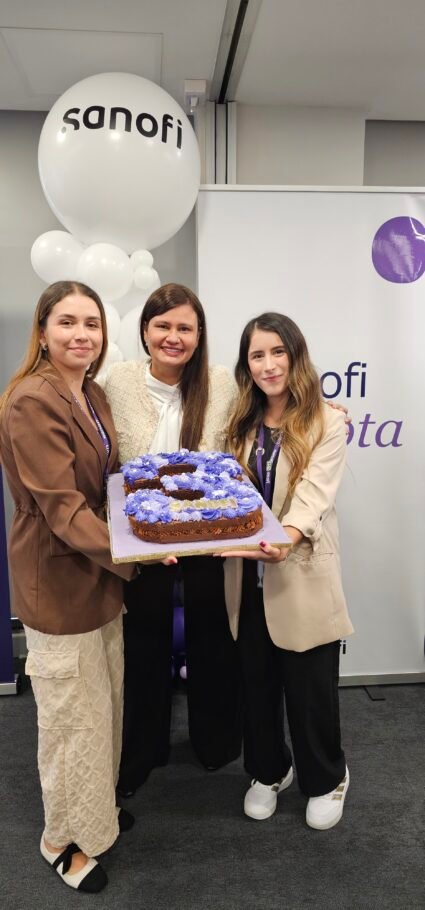 Sanofi celebra 3 años de su Hub en Bogotá: innovación, empleo y expansión global
