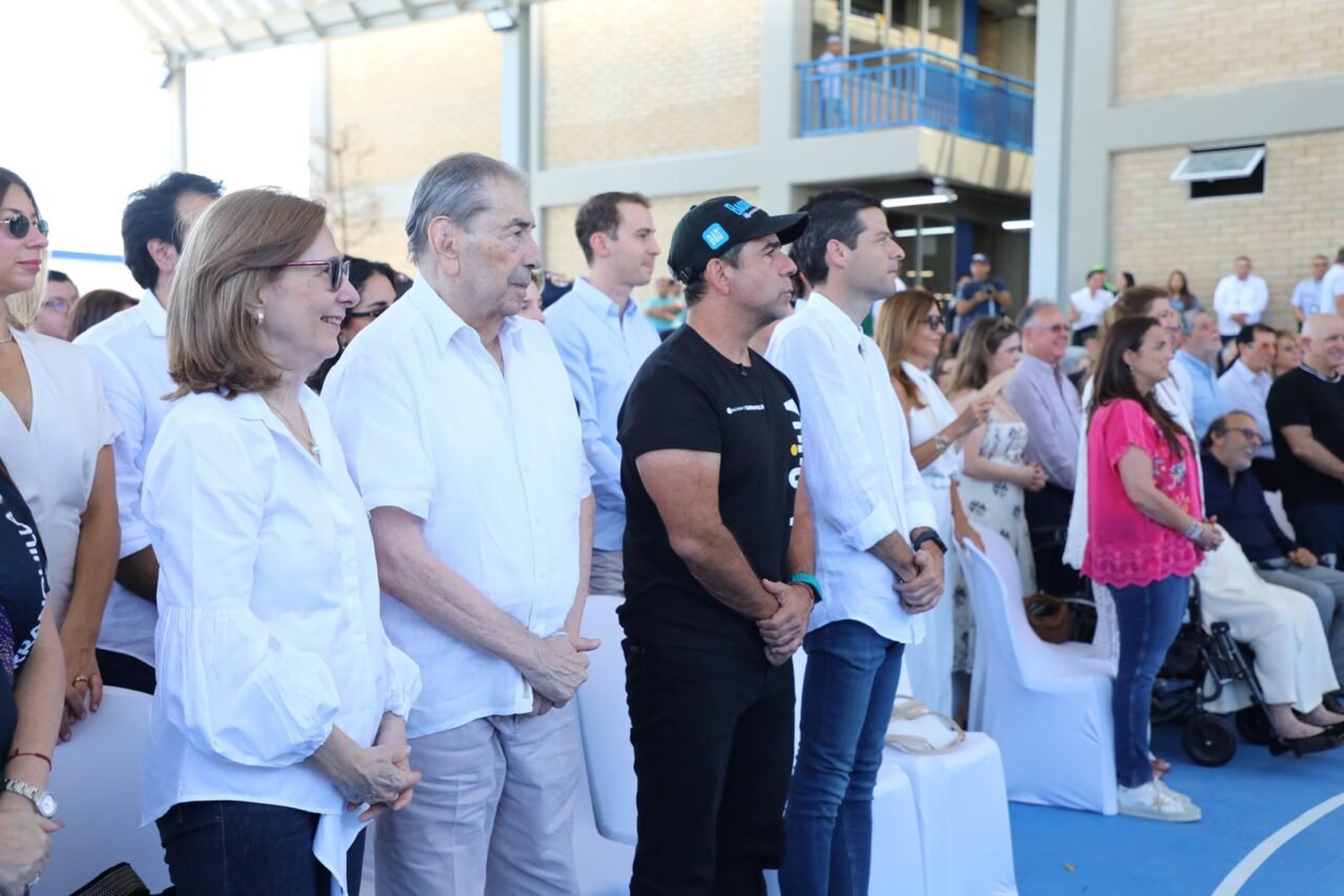 Inaugurado en La Playa el Colegio Evelyn Abuchaibe de Daes, nuevo aporte de la Fundación Tecnoglass ES a la educación