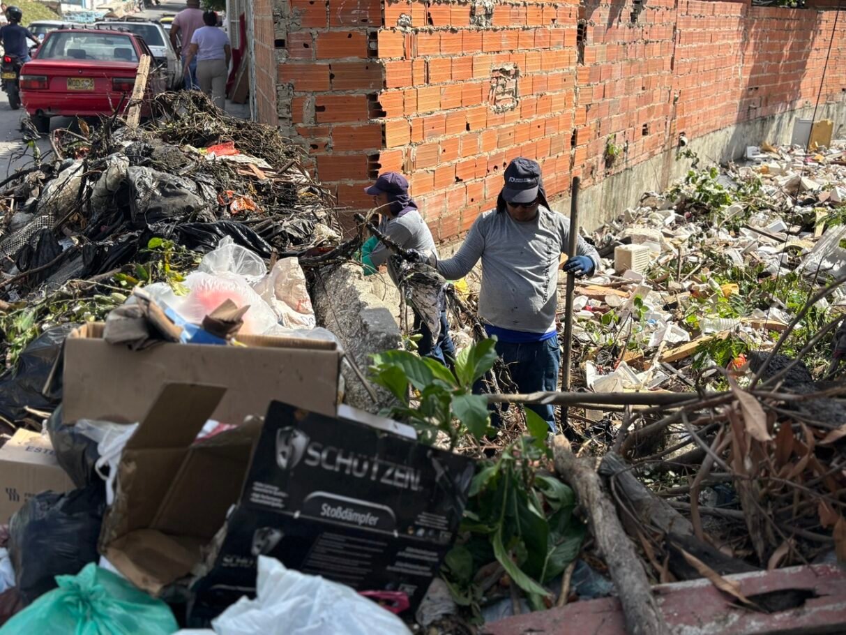 Retiradas más de 600 toneladas de residuos de los arroyos de Barranquilla