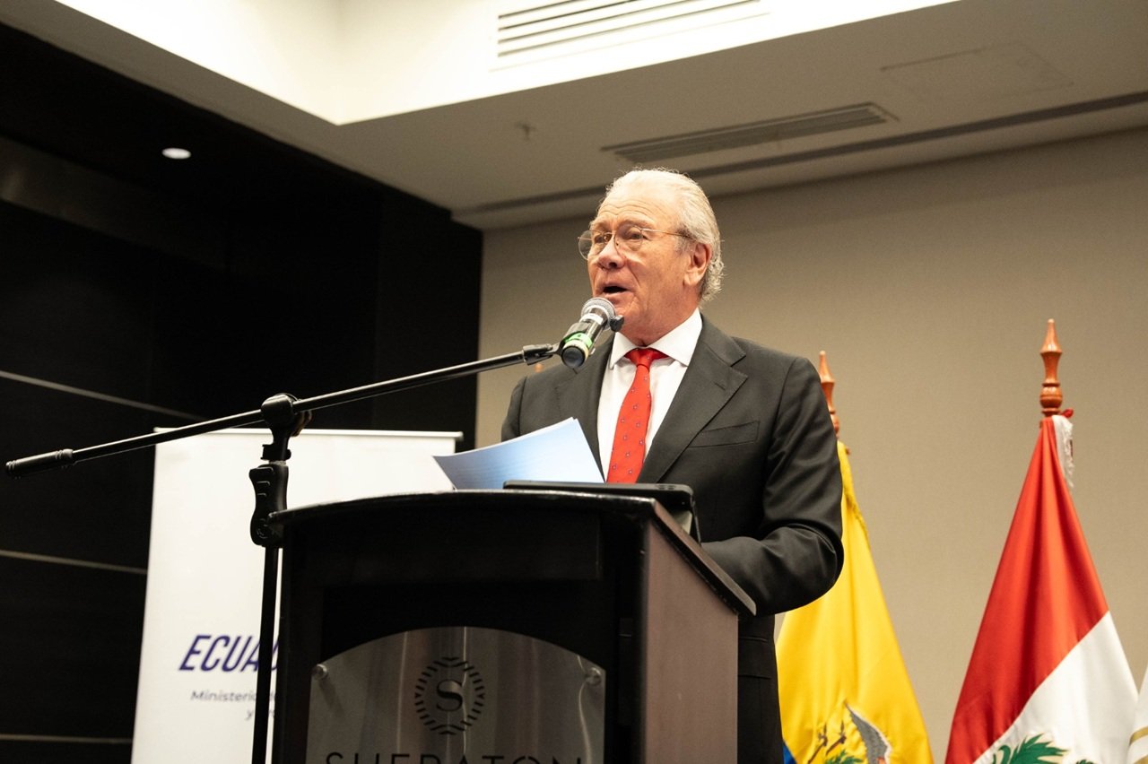 Evalúan propuesta de “Cielos Andinos” para impulsar la conectividad regional