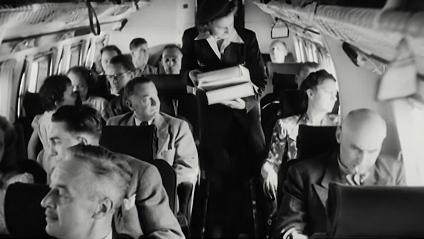 80 años de las primeras azafatas de Air France: así nació un oficio y se desarrolló una profesión