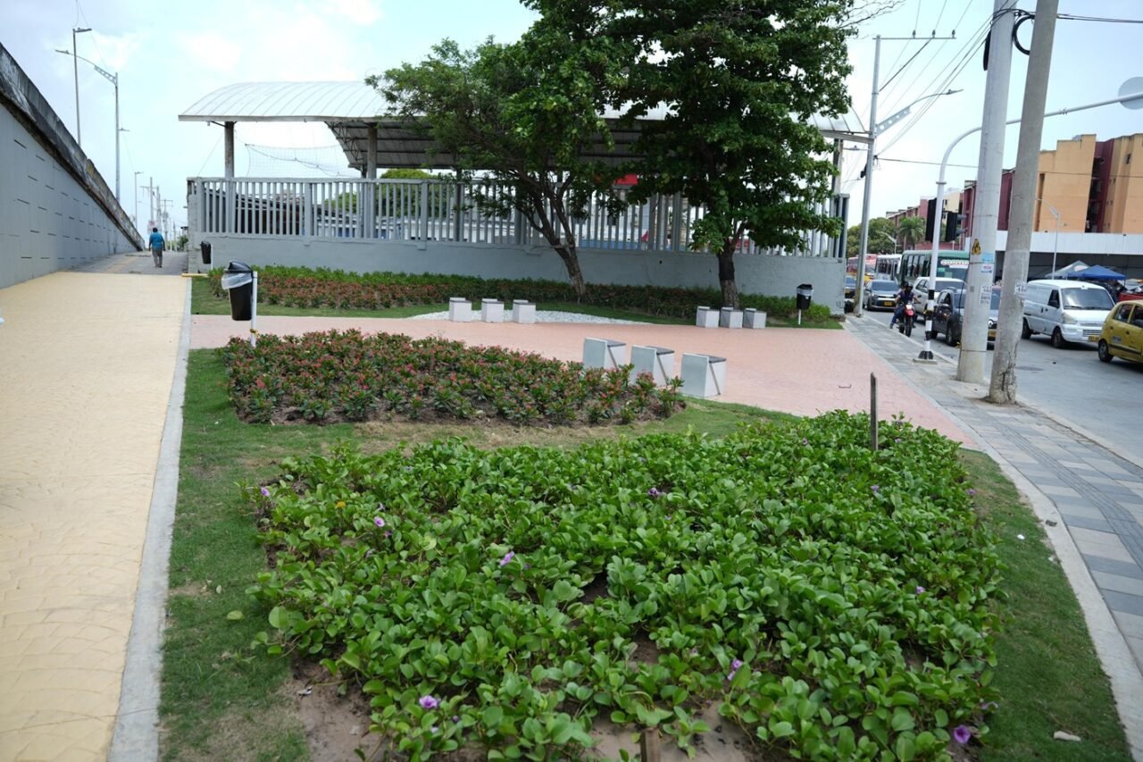 Alcaldía de Barranquilla recuperó el sector de puente Bolívar, en la Cordialidad