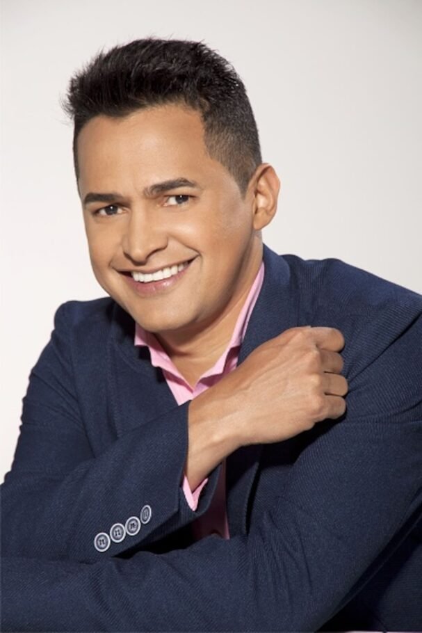 Jorge Celedón presenta ‘La nostalgia de Poncho’ y prende la parranda del Festival Vallenato