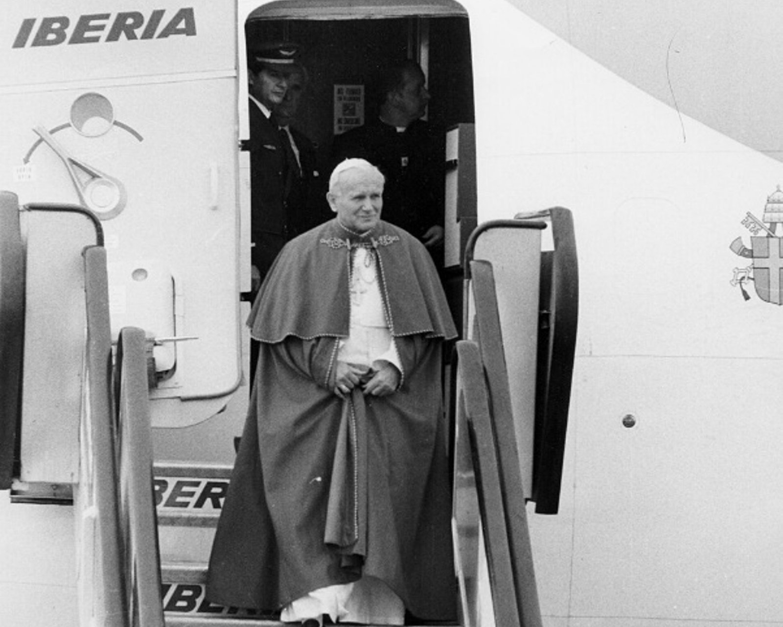 El avión papal ya está listo: así se moverá León XIV por España