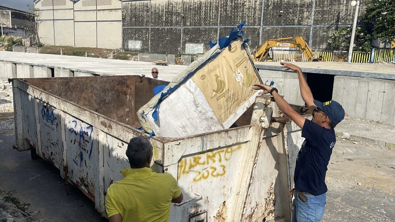 Alcaldía de Barranquilla recogió más de 23 toneladas de residuos voluminosos en Rebolo