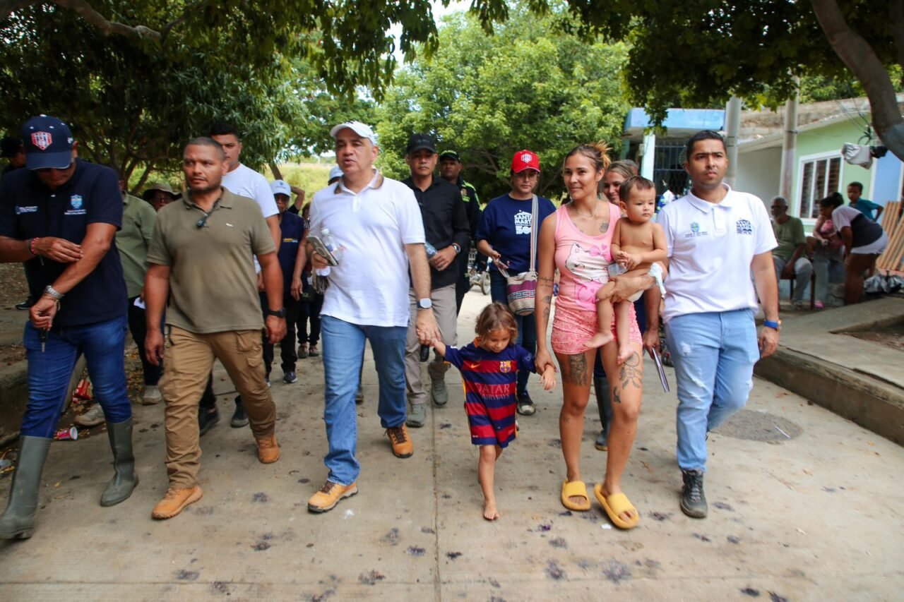 Cincuenta barrios y 1.750 familias afectadas por las lluvias en Santa Marta