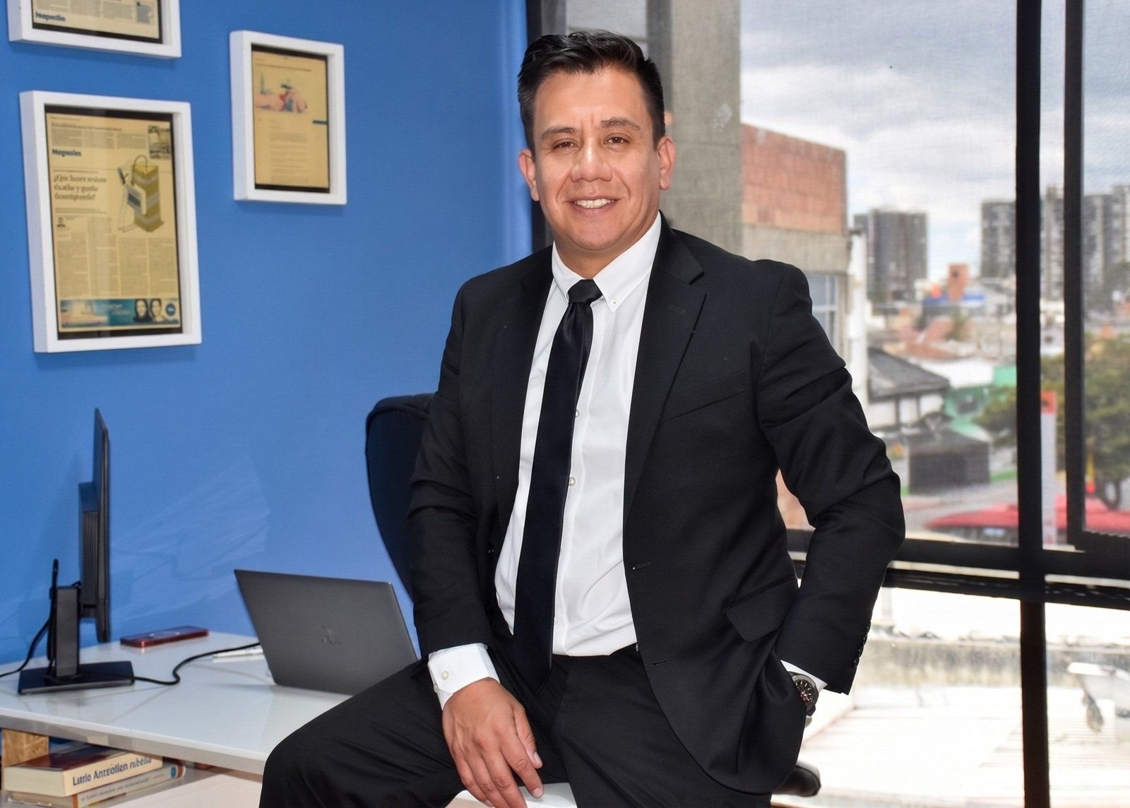Colombianos viven en estado de asfixia financiera ante alzas en tasas de interés