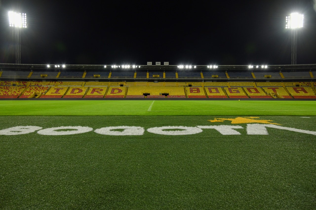 De la luz al dato: la tecnología que transforma los estadios inteligentes