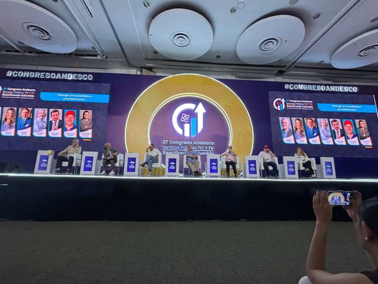 Colombia al borde de la emergencia eléctrica, tema que encendió el debate en Congreso de Andesco en Cartagena