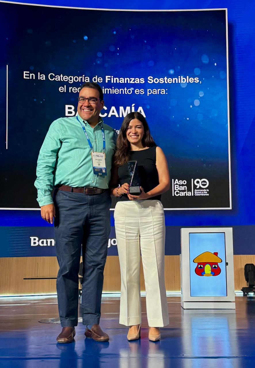 Bancamía gana el Premio Florángela Gómez de Asobancaria por el Bono Amazonía