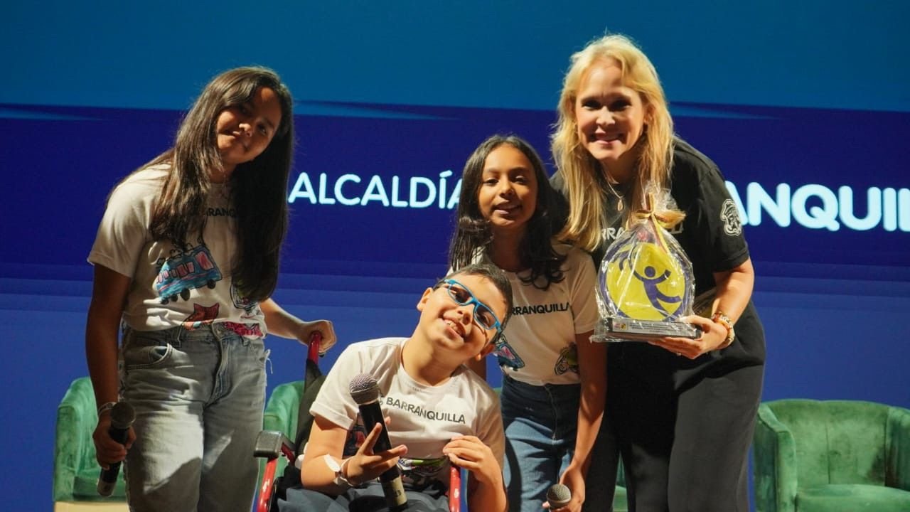 Premio Gobernantes Comprometidos con la Niñez y la Adolescencia 2025 al alcalde Alejandro Char