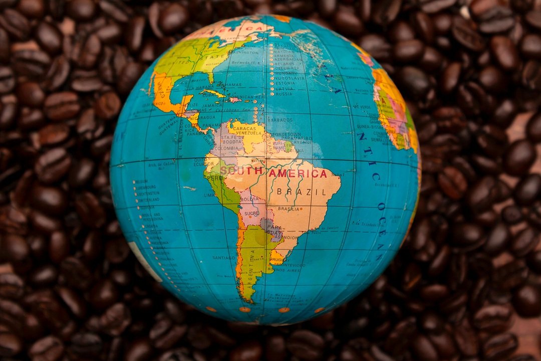 Análisis académico: Colombia y su política exterior en 2025: tensiones, alertas y retos clave para 2026