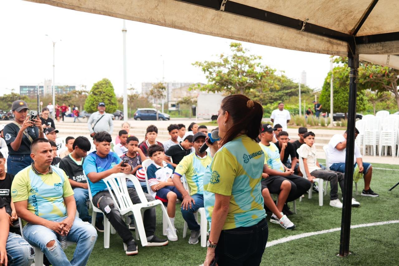 Barranquilla promueve el desarrollo juvenil en sectores ribereños 