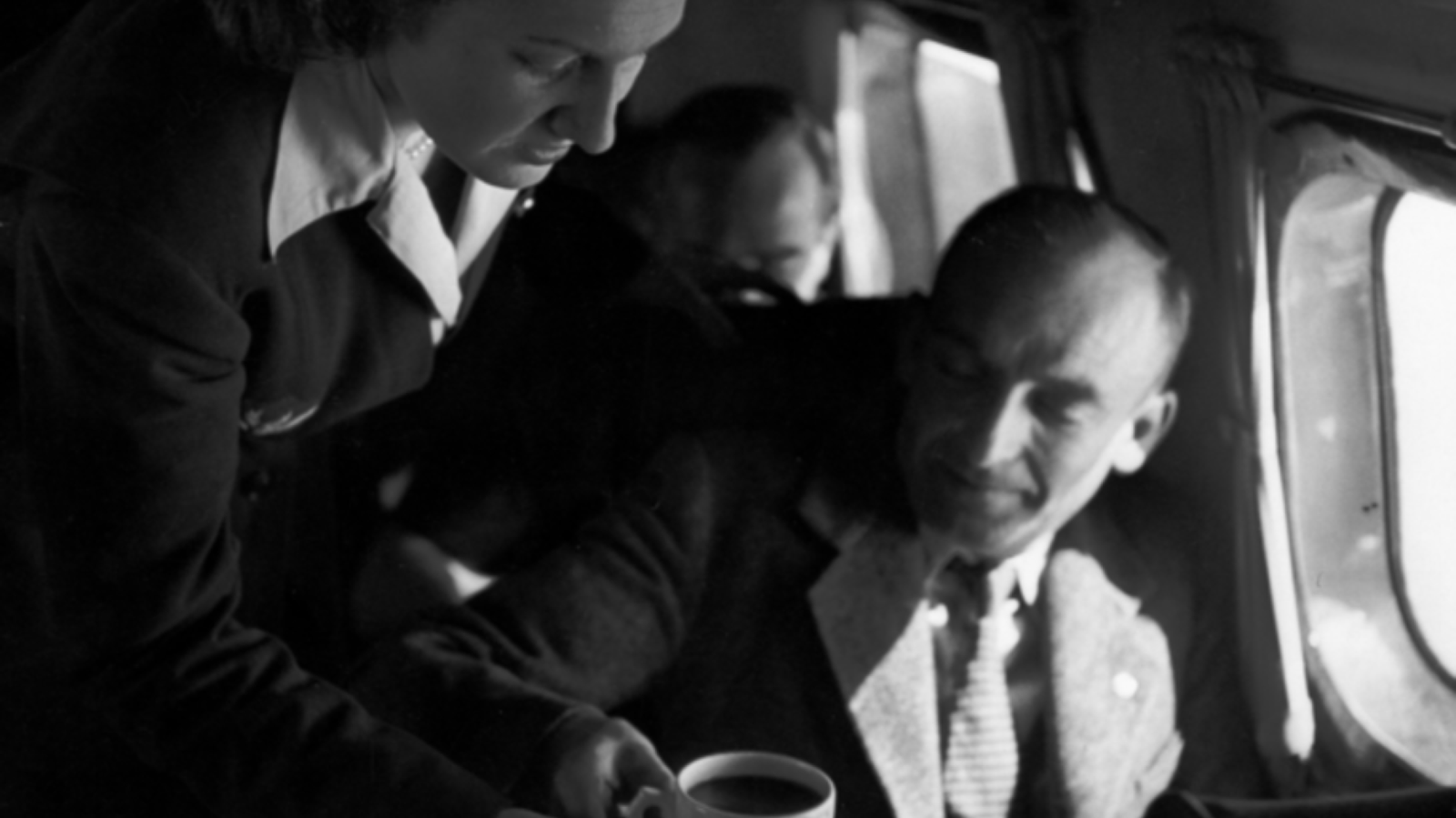 80 años de las primeras azafatas de Air France: así nació un oficio y se desarrolló una profesión