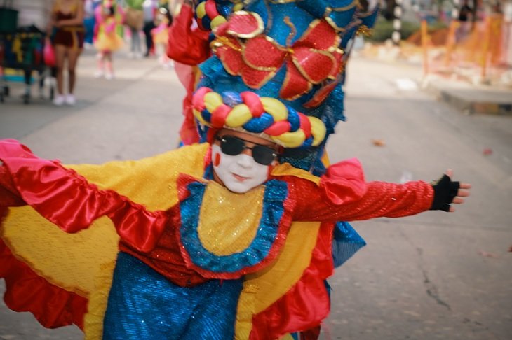 Los niños salvaguardan la tradición del Carnaval con gran orgullo y alegría