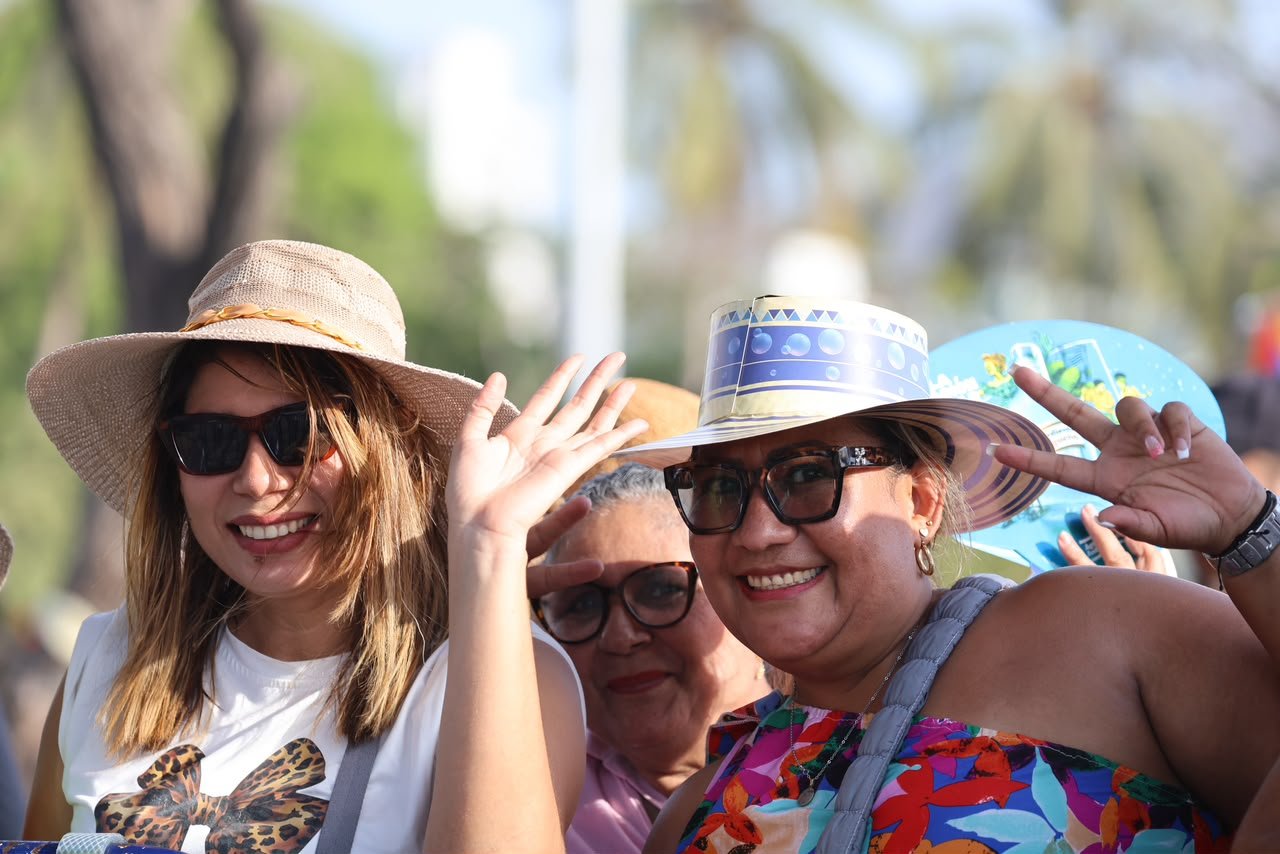 Fiesta del Mar: desborde de alegría durante el concierto de Balleneras en la Bahía de Santa Marta
