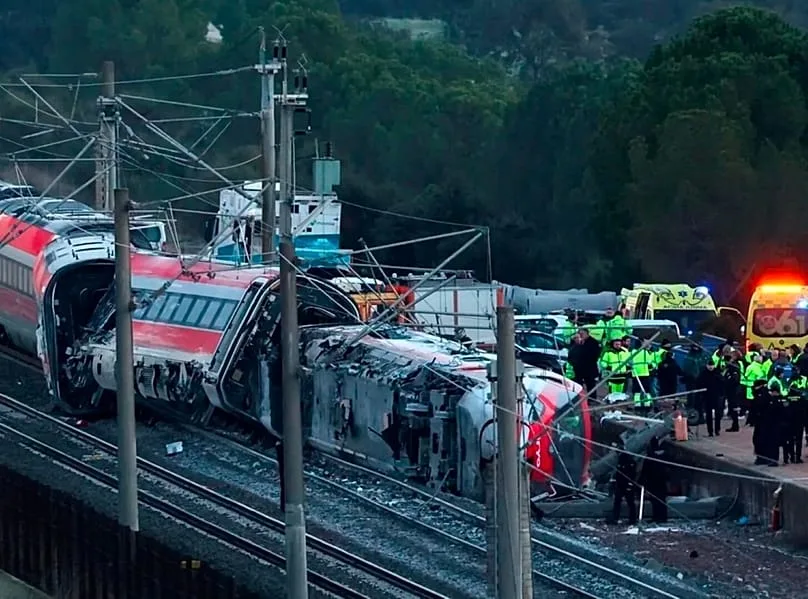Rastros del trágico choque ferroviario