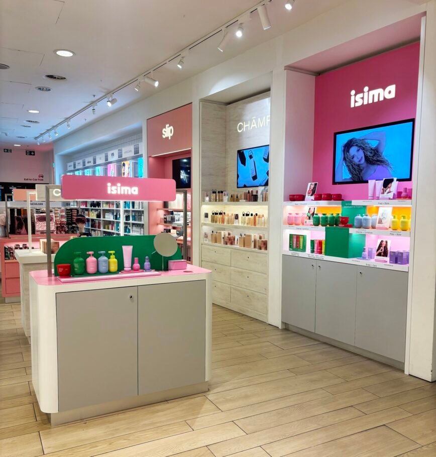 Shakira lanza su marca de cuidado capilar isima, en exclusiva con Falabella