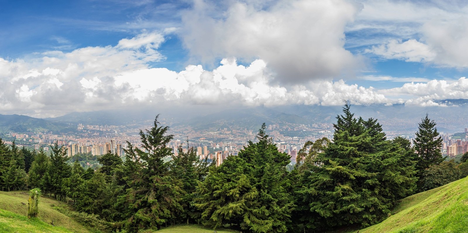 Medellín panorámica: cinco formas de descubrir la ciudad desde las alturas