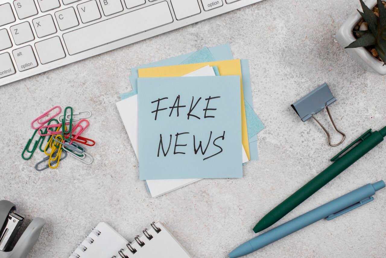 ¿Cómo saber si una noticia o una imagen es falsa en redes? ¿Quiere detectar las mentiras en segundos?